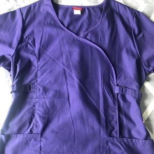 💜NWOT Purple Scrub Top💜